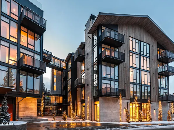 7520 Royal St #411, Park City, UT 84060