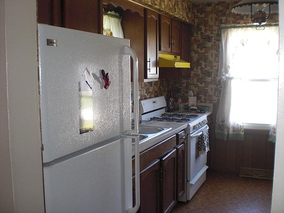 5th image of 2737 Kenwood St