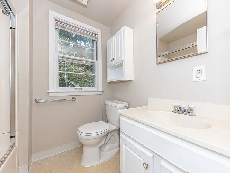 605 Snyder Ave #2 — Photo 7