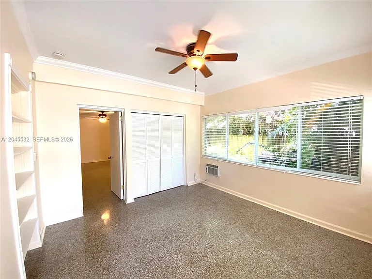115 NE 14th Ave #1 — Photo 10