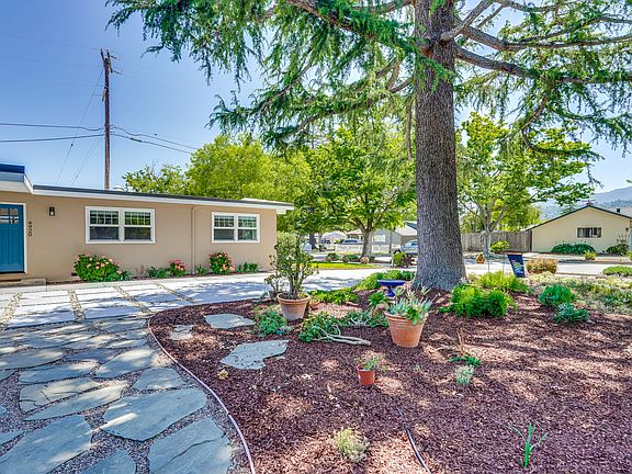 3rd image of 4920 Bel Canto Dr