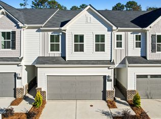 2033 Bayou Trace Dr, Charlotte, NC 28262