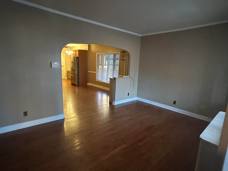 263 S Hancock St — Photo 4