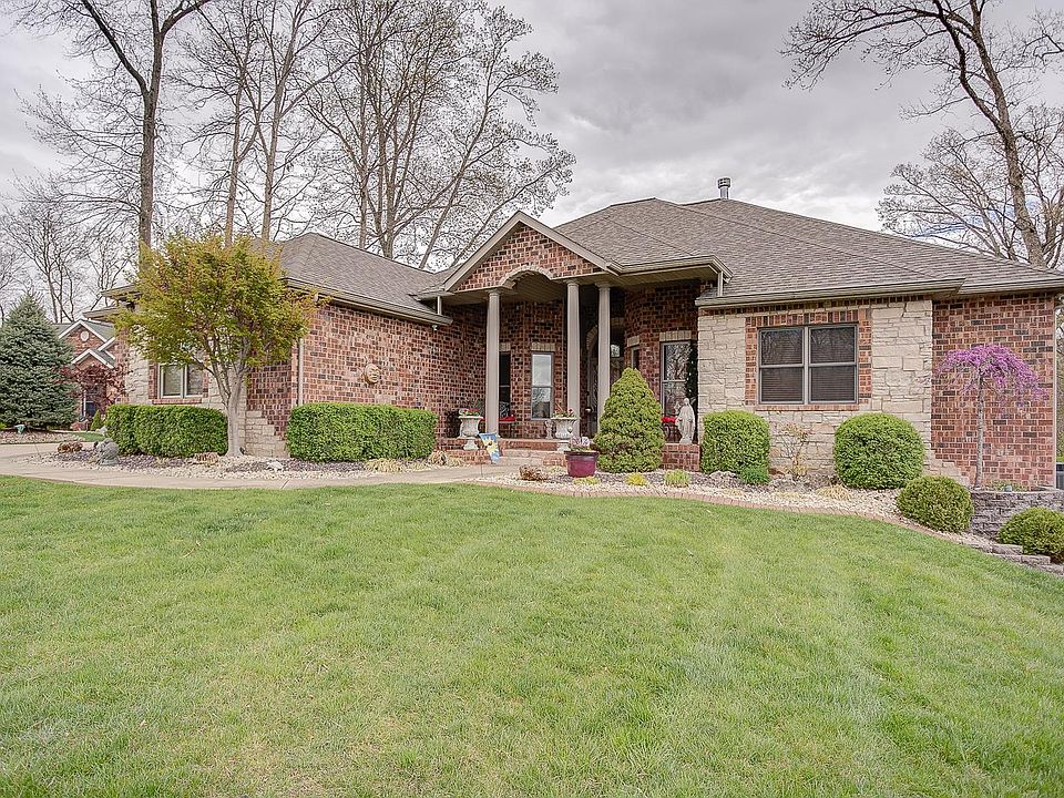 1st image of 2866 Woodfield Dr