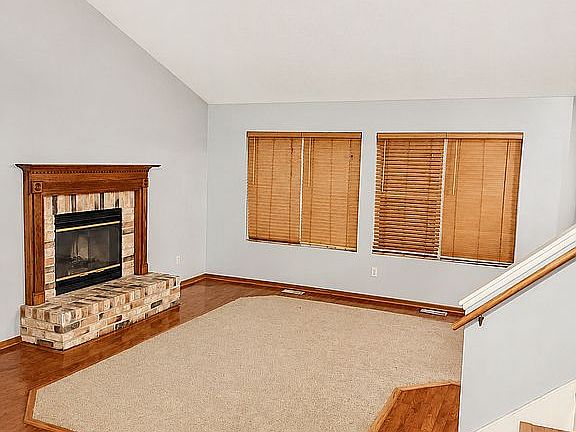 4th image of 125 Hamlet Cir