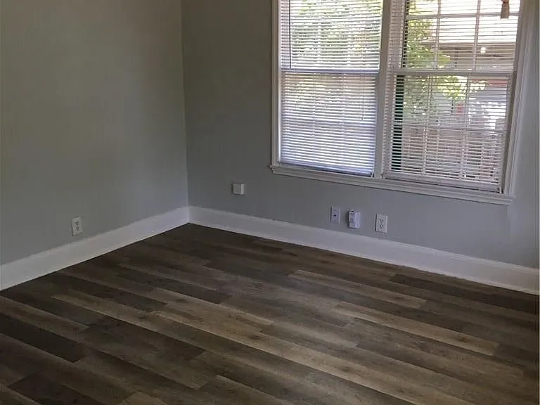 3300 Robinson Ave — Photo 6