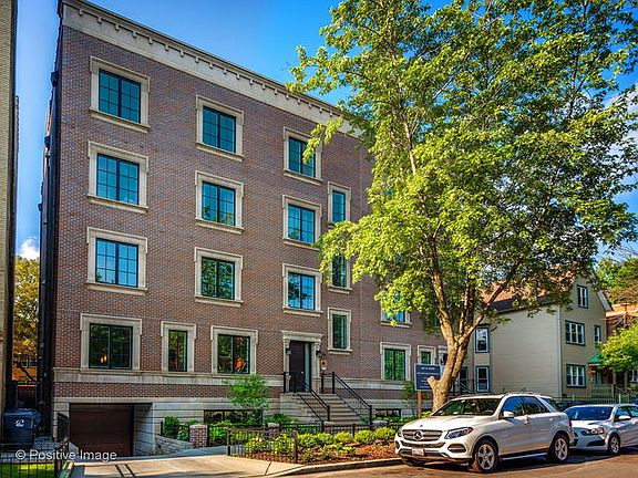 2nd image of 647 W Aldine Ave Unit 4E