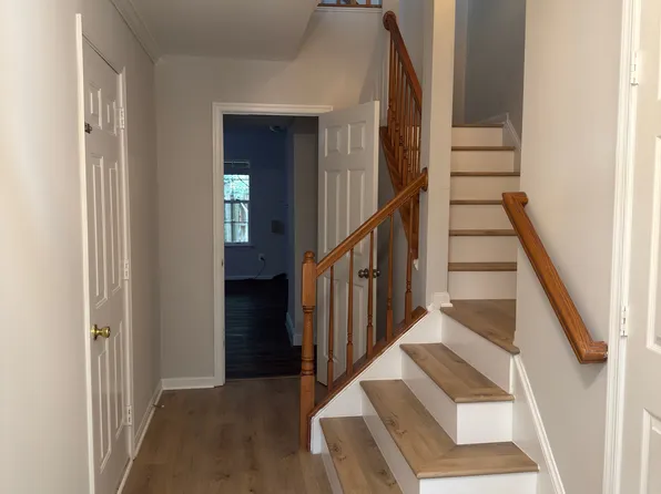 13363 Misty Dawn Dr, Herndon, VA 20171