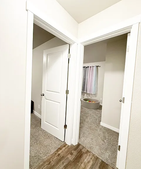 1261 NE Larson Blvd — Photo 23