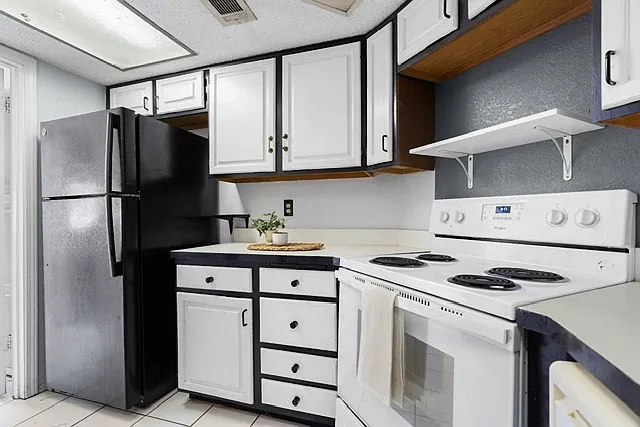 5590 Spring Valley Rd #H203 — Photo 9