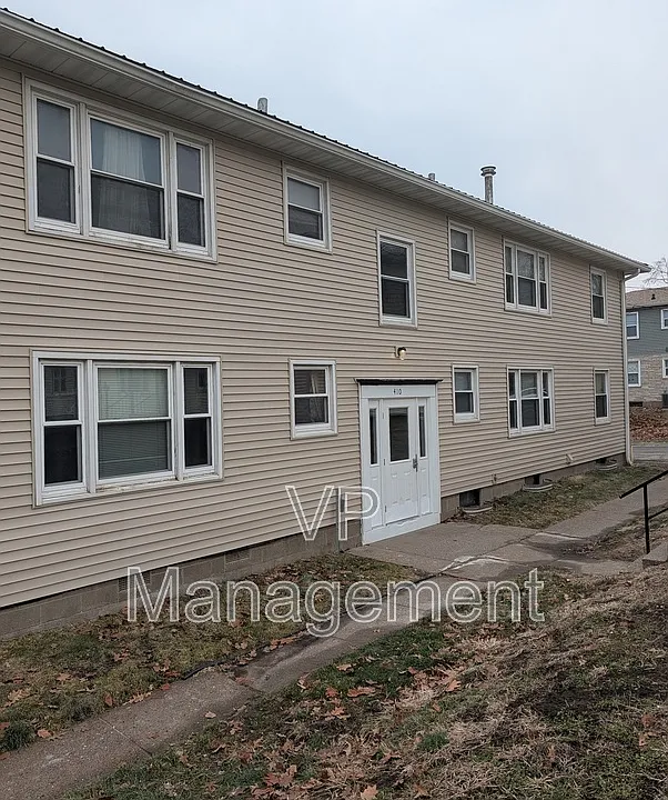 410 23rd St #2