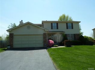 4274 River Oaks Dr, Florissant, MO