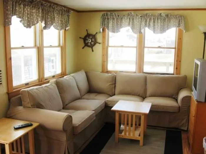 Living Room w/ Views