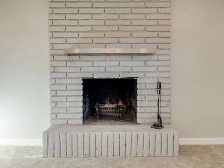 554 W 19th St — Photo 36