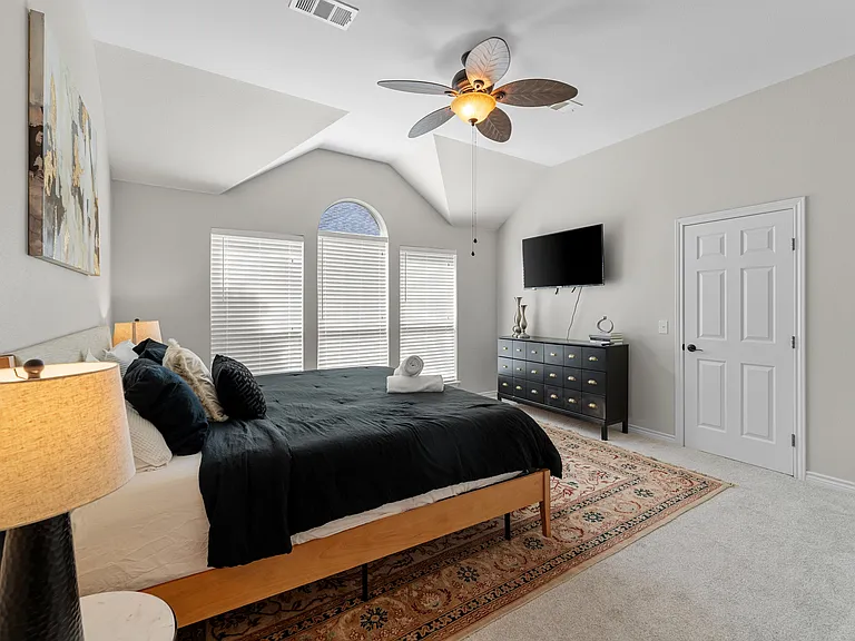 11350 Balcones Dr — Photo 21