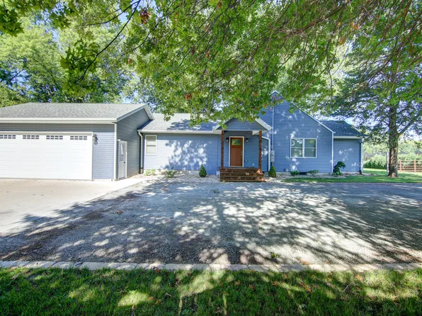 516 E Rock Falls Rd, Rock Falls, IL 61071