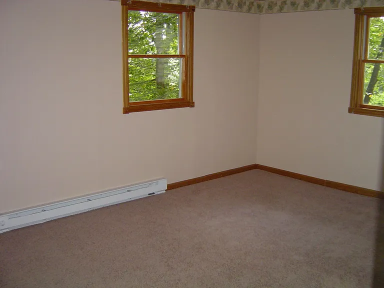 2257 Pine Ln — Photo 8