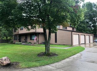 26637 Sprague Rd, Olmsted Falls, OH 44138