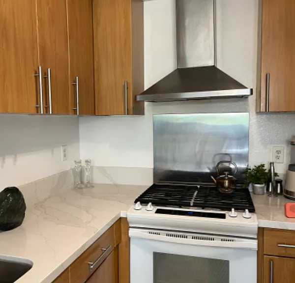 213 Apollo — Photo 2