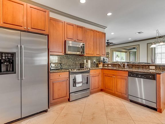 4th image of 6380 Bella Cir Unit 906