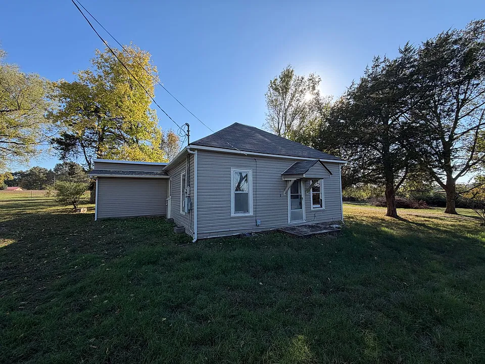 8309 W Wedington Dr