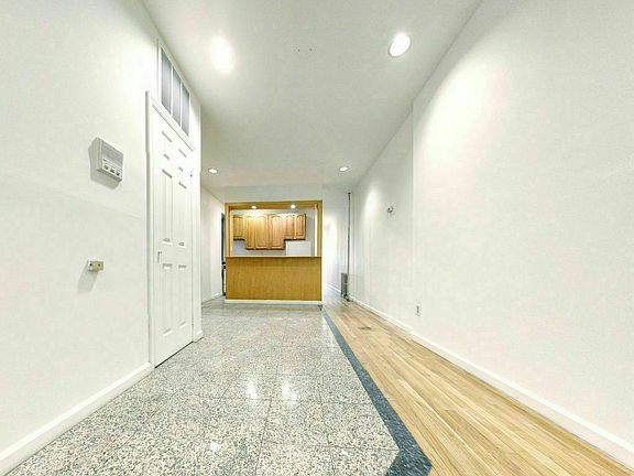 3rd image of 104 2nd Ave APT 8