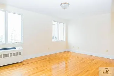 Rented by Urban Realty NYC