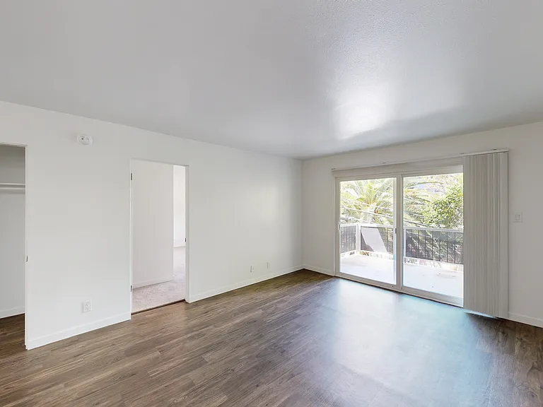 1821 Lincoln Ave #312 — Photo 5