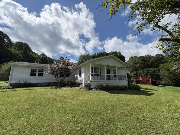 500 Schoolhouse Rd, North Tazewell, VA 24630