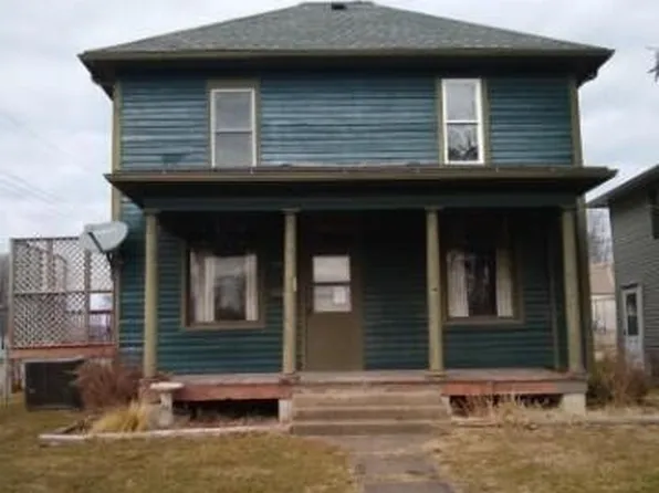 811 Hickory St, Hamilton, IL 62341