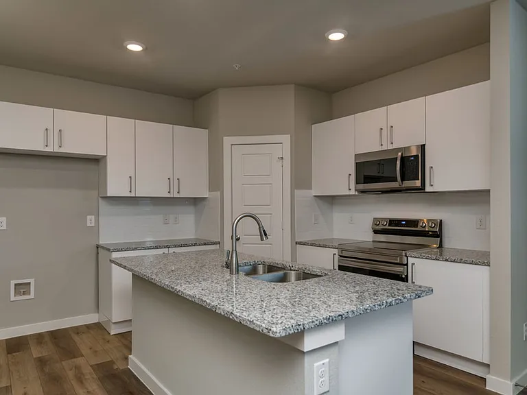 721 Harvest Moon Dr — Photo 5