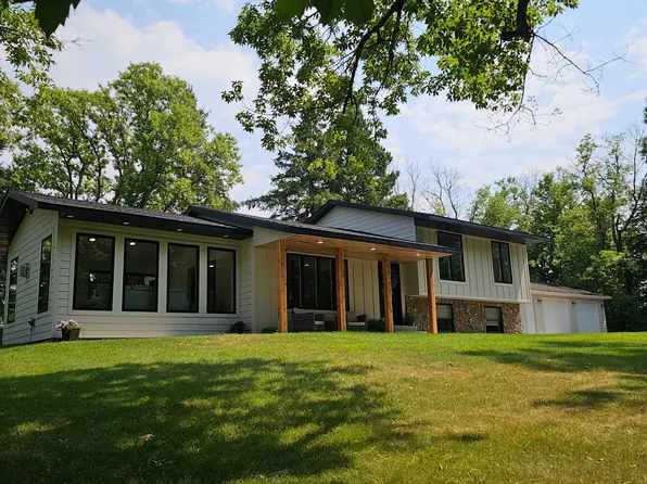 460 Ash St, Gonvick, MN 56644