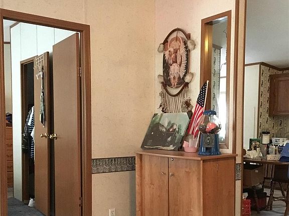 4th image of 6410 Pawnee Dr