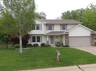 506 E 15th Avenue Ct, Coal Valley, IL