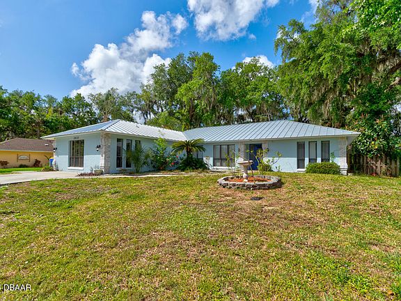3rd image of 2810 Needle Palm Dr