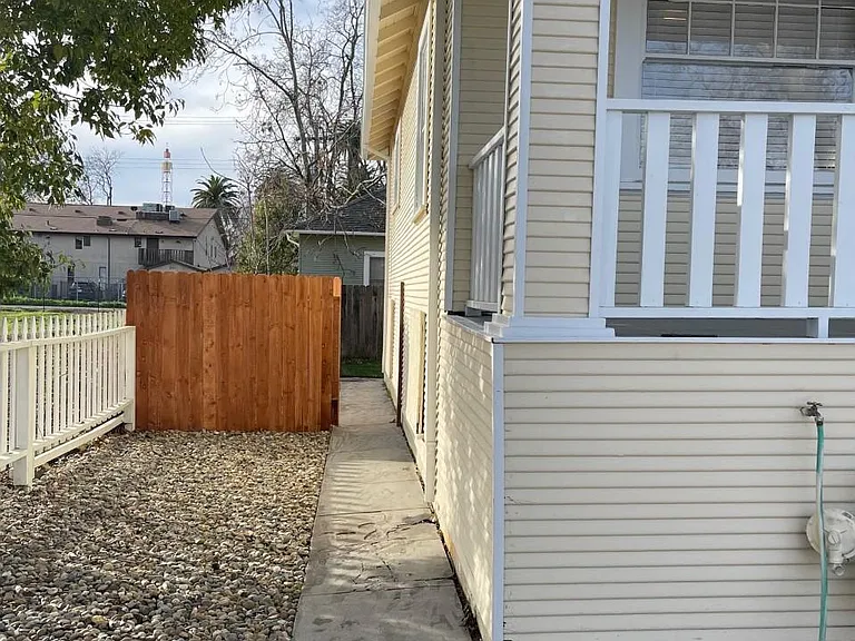 312 U St — Photo 5