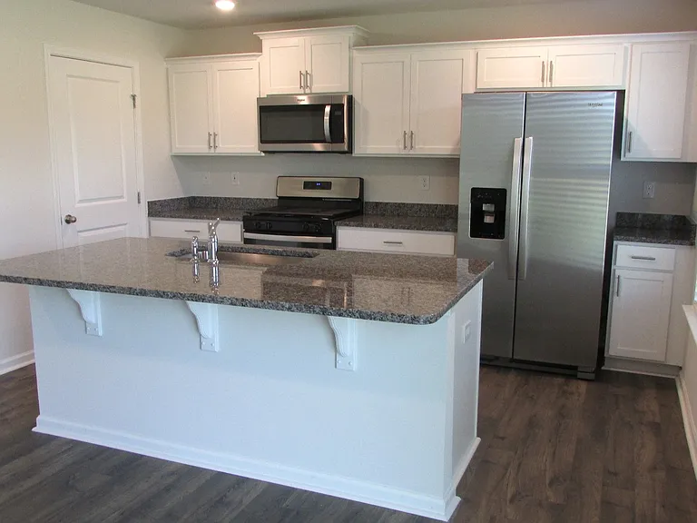 3061 Hickory Ridge Trl — Photo 8