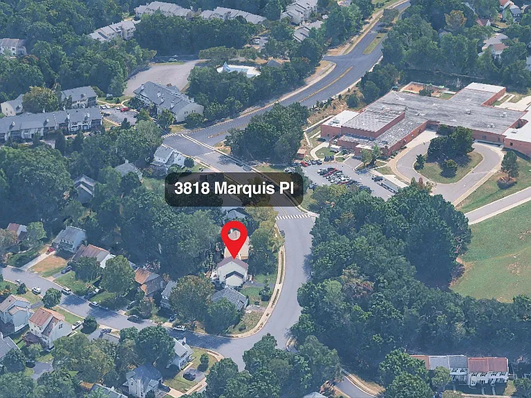 3818 Marquis Pl — Photo 2