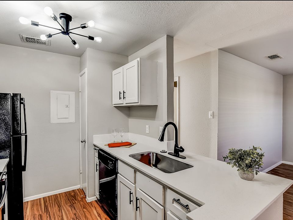 Laurel Heights Apartment Homes 483 Laurel Ln New Braunfels TX Zillow