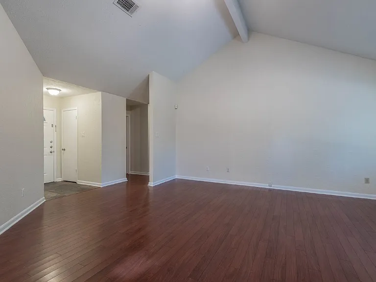 4922 Temple Bell Dr — Photo 3