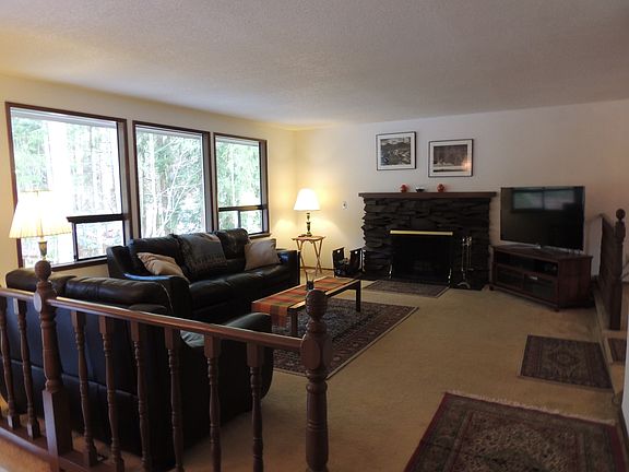 Living room with fireplace