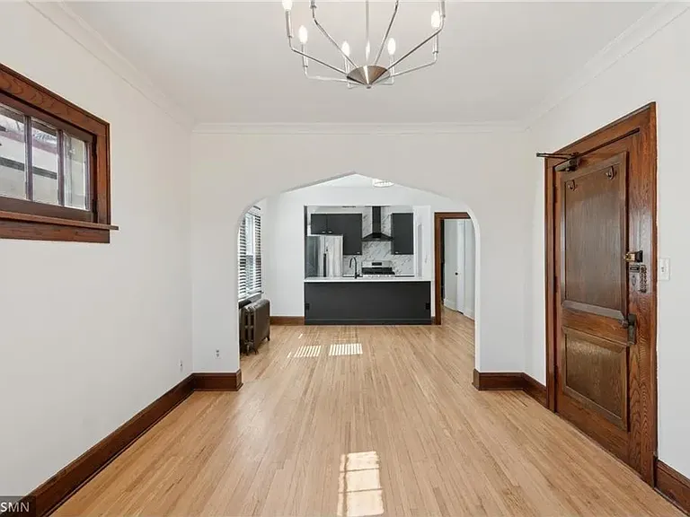 4224 Cedar Avenue South — Photo 6