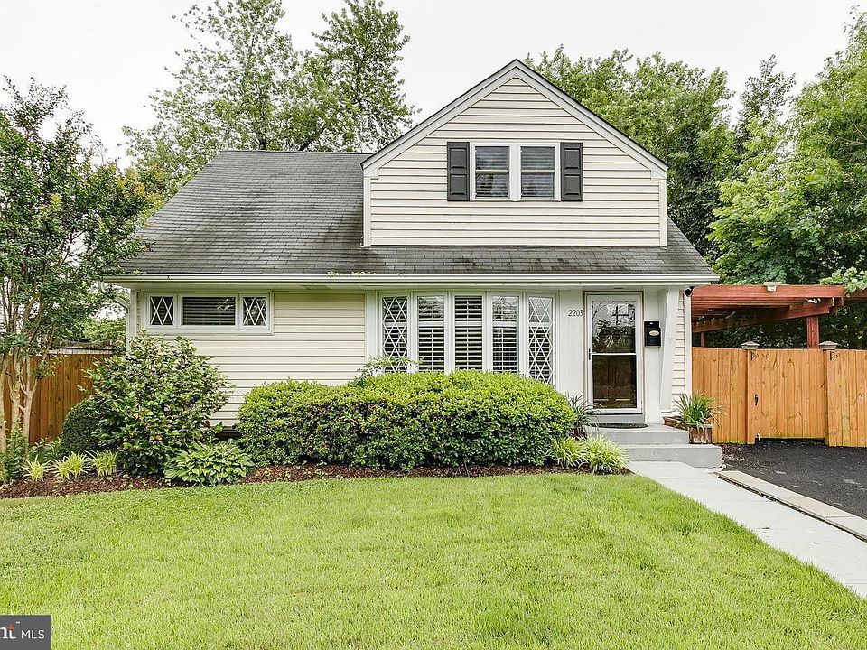 1st image of 2203 Belle View Blvd