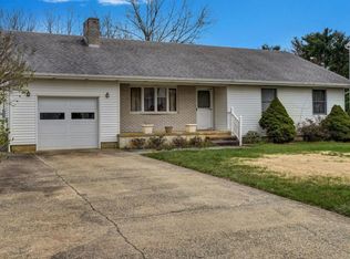 332 Hillside Dr, Manchester, NJ 08759