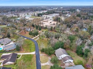 1017 Marc Antony Dr, Baton Rouge, LA 70816