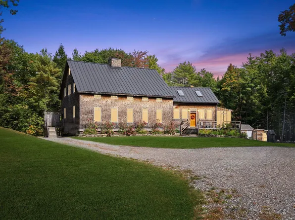 1363 Middle Road, Woolwich, ME 04579