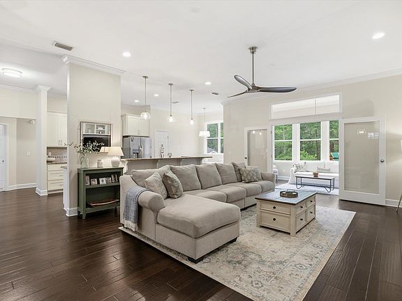 3rd image of 3444 Rosemont Ridge Rd