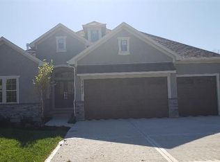 25827 W 96th Ter, Lenexa, KS 66227