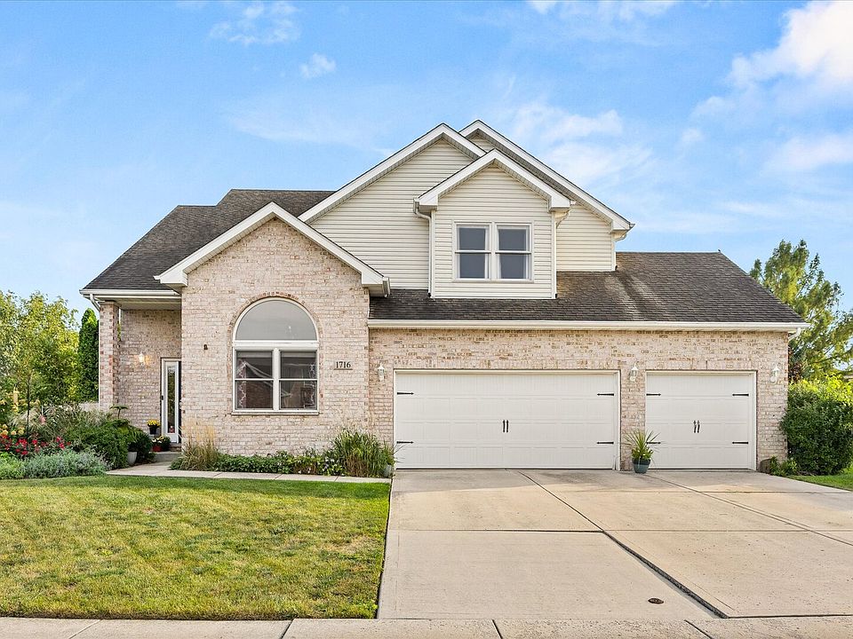 1st image of 1716 Kingtree Dr