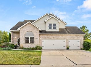 1716 Kingtree Dr, Morris, IL 60450
